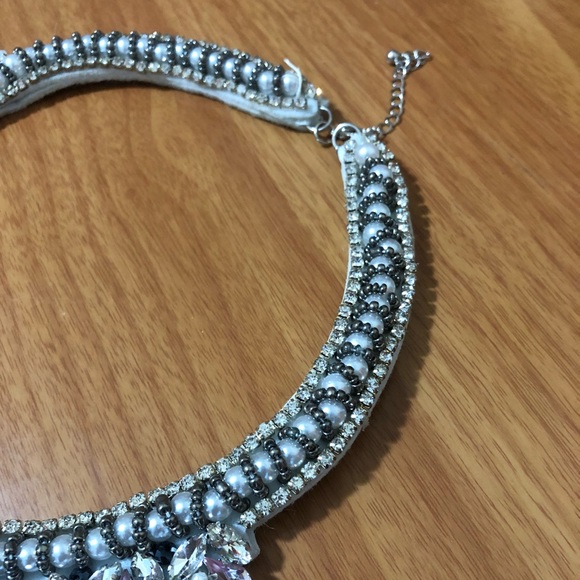 Charlotte Russe Silver Necklace - Picture 3 of 5